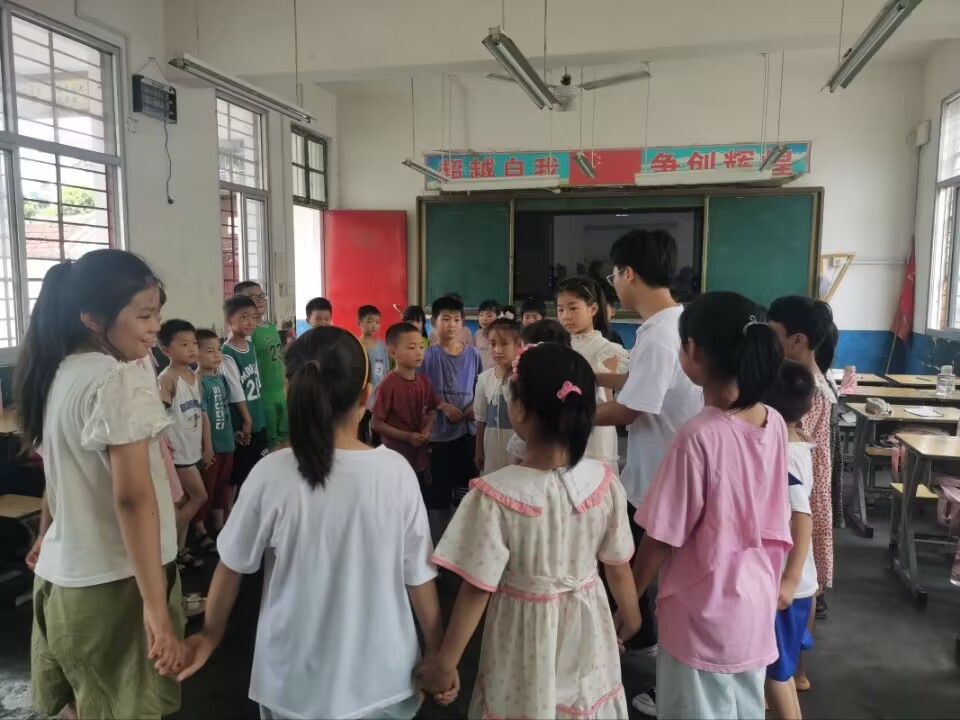 ͬP(gun)޼ DСW꼉g(sh)n Az