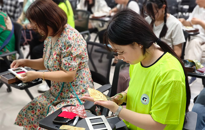 \CrCcJ֪АЦ_ӳ