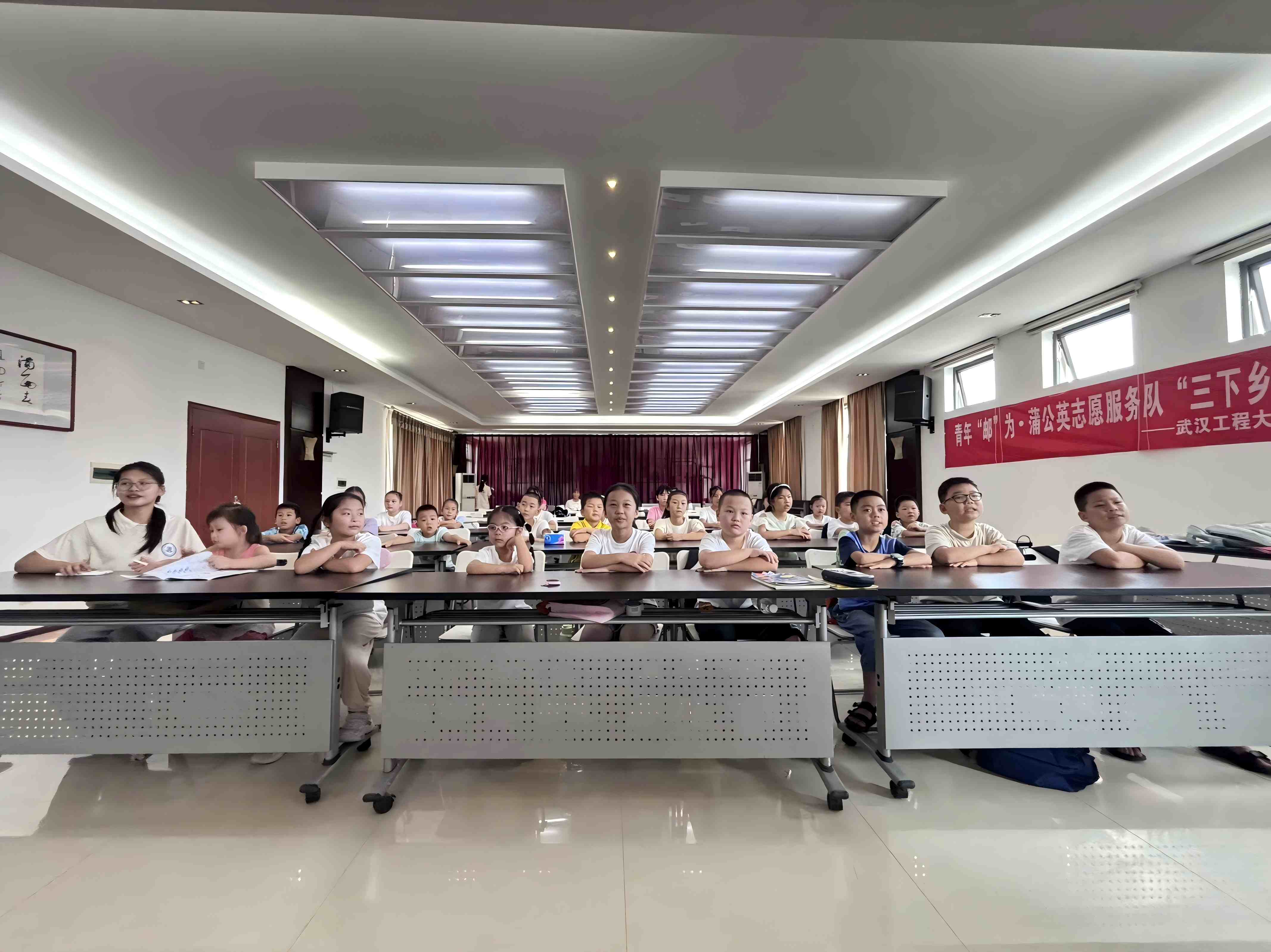 LX DӢZ ꡰ]顤ѹӢ־Ը֧MЕr