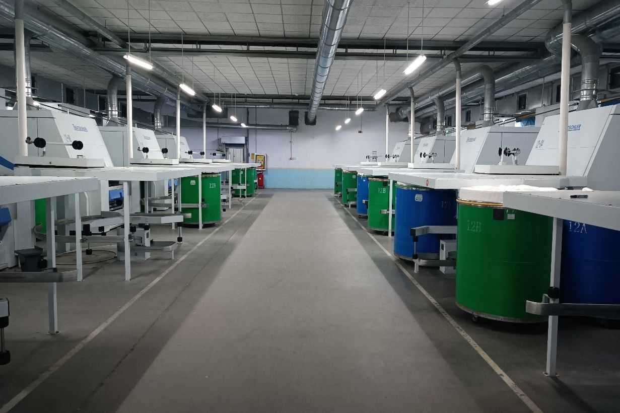 覴ÙzyǡՄ{ЈFLS޹˾ܽ Մ覴Ùz򞣬Ǚzδ