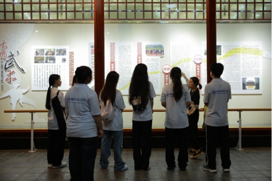 ɶZWԺݡƼd`̽ضüg zĻ