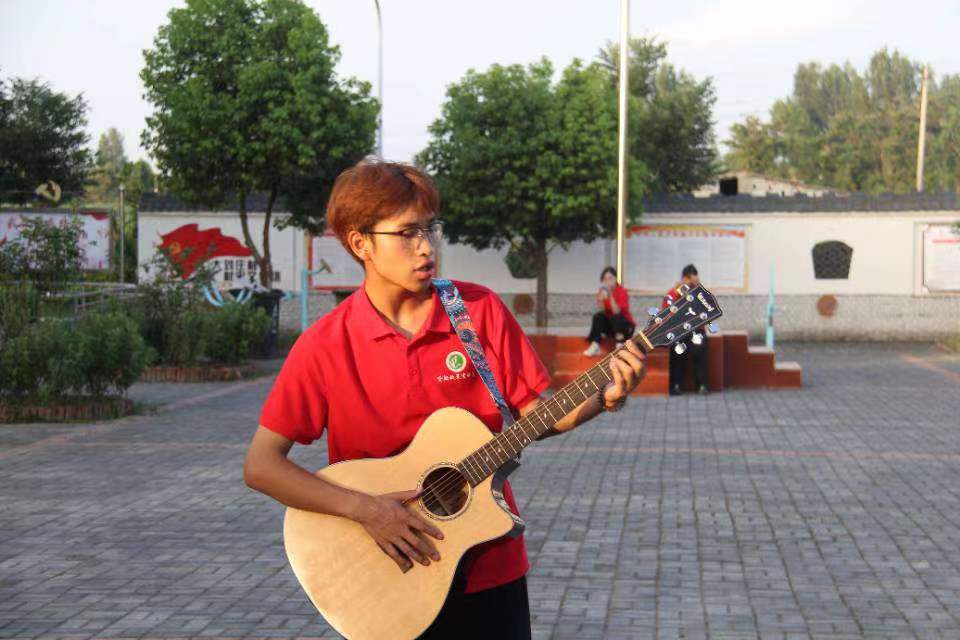 ƽɽW(xu)ԺRչL(fng)ɣഺδ