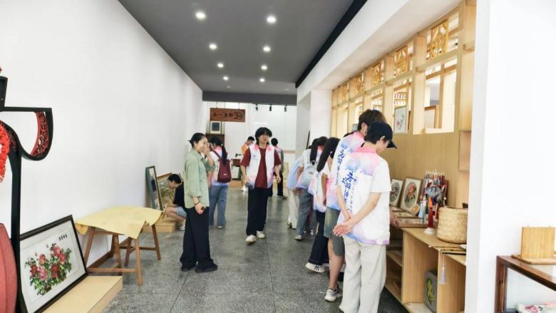 l(xing)Ƅ(chung)l(xing)ҒCLAഺ(zh)PLg\C LƄ(chung)WԺy(tng)Ļ{Ќ`Ӽo