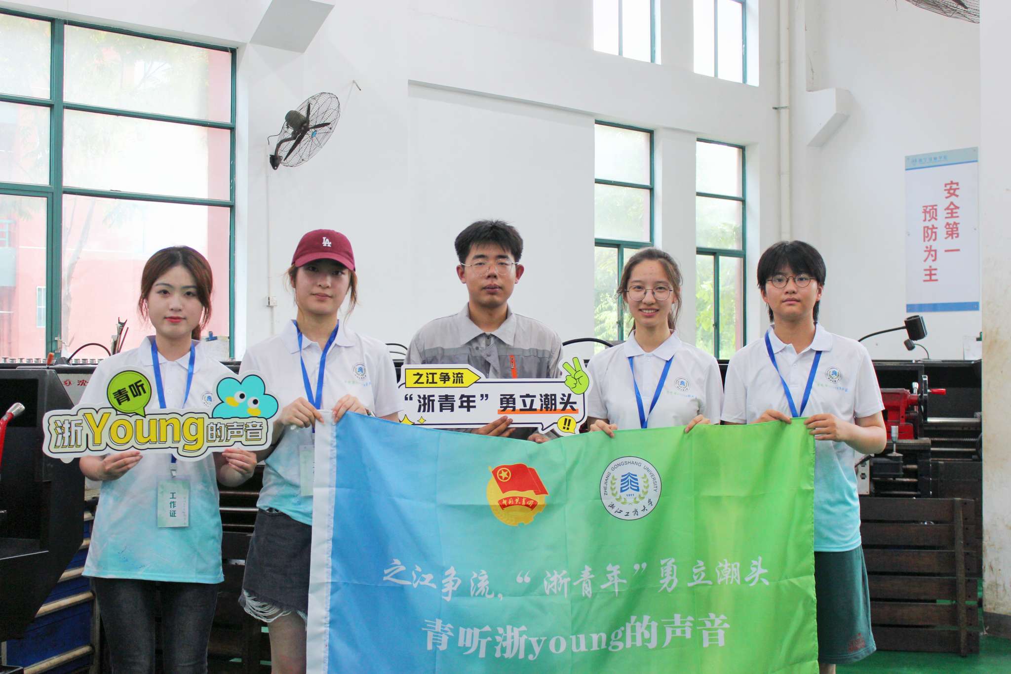  Young`Fdꠣ֮t֪M ֪֮t_ Ʊ