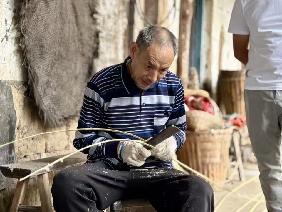 ؚq£X݆g룬˿ƌ`FӴcȼpػ