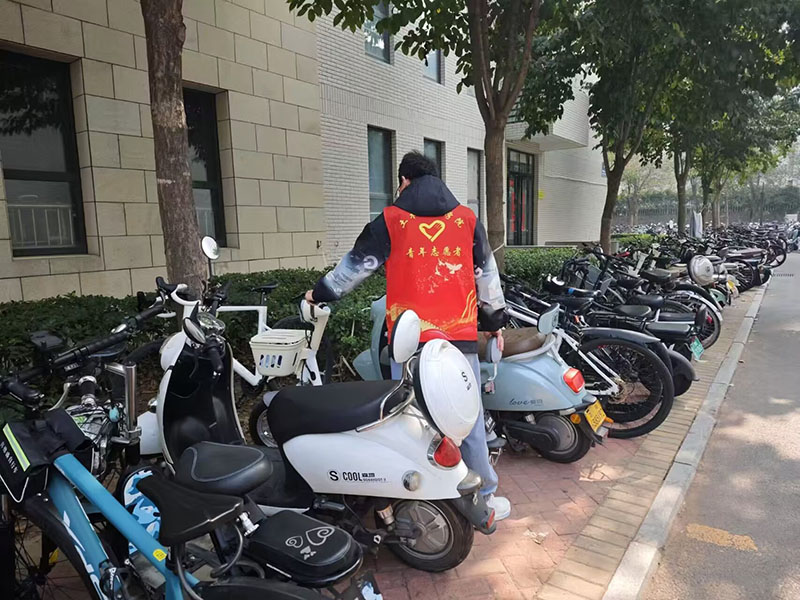 𡪡(chung)У@ϿƼW(xu)ľW(xu)Ժ־Ը߅f(xi)_չͨ־Ը(w)