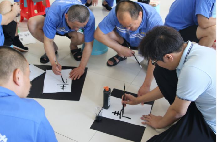 һRW(xu)ԺഺС־Ը(du)_(ki)չ(gu)H(dng)