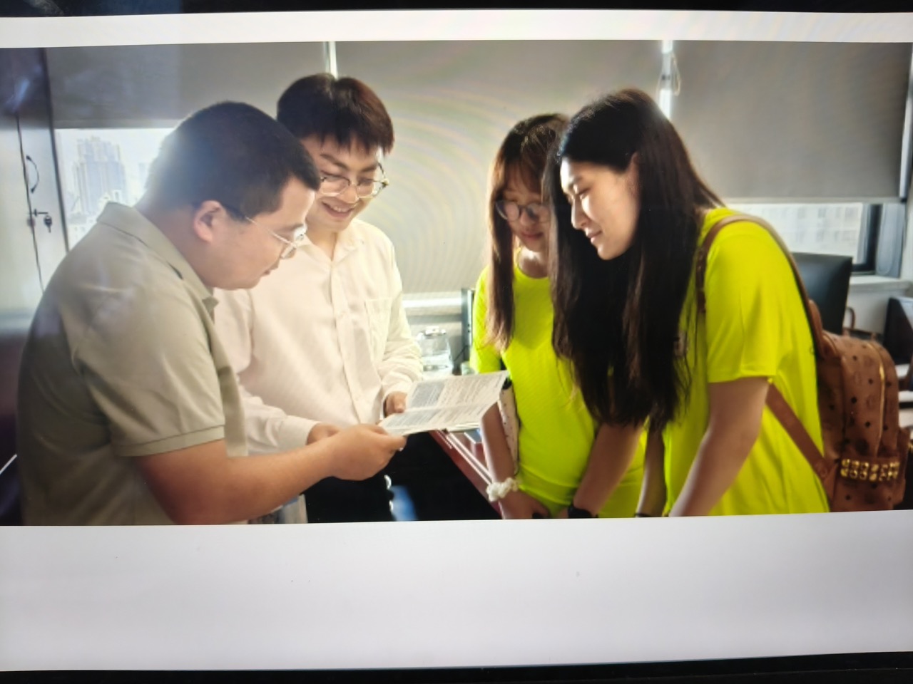 ഺǻc(din)ygǻe· ȫo(h)ͬС`F(tun)@^(q)_չl(xing)(w)