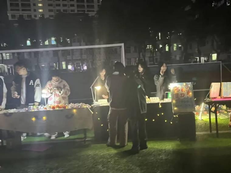 }ϿƼW(xu)Ժԏ(qing)ekʮá(chung)I(y) f(chung)¡СƼ