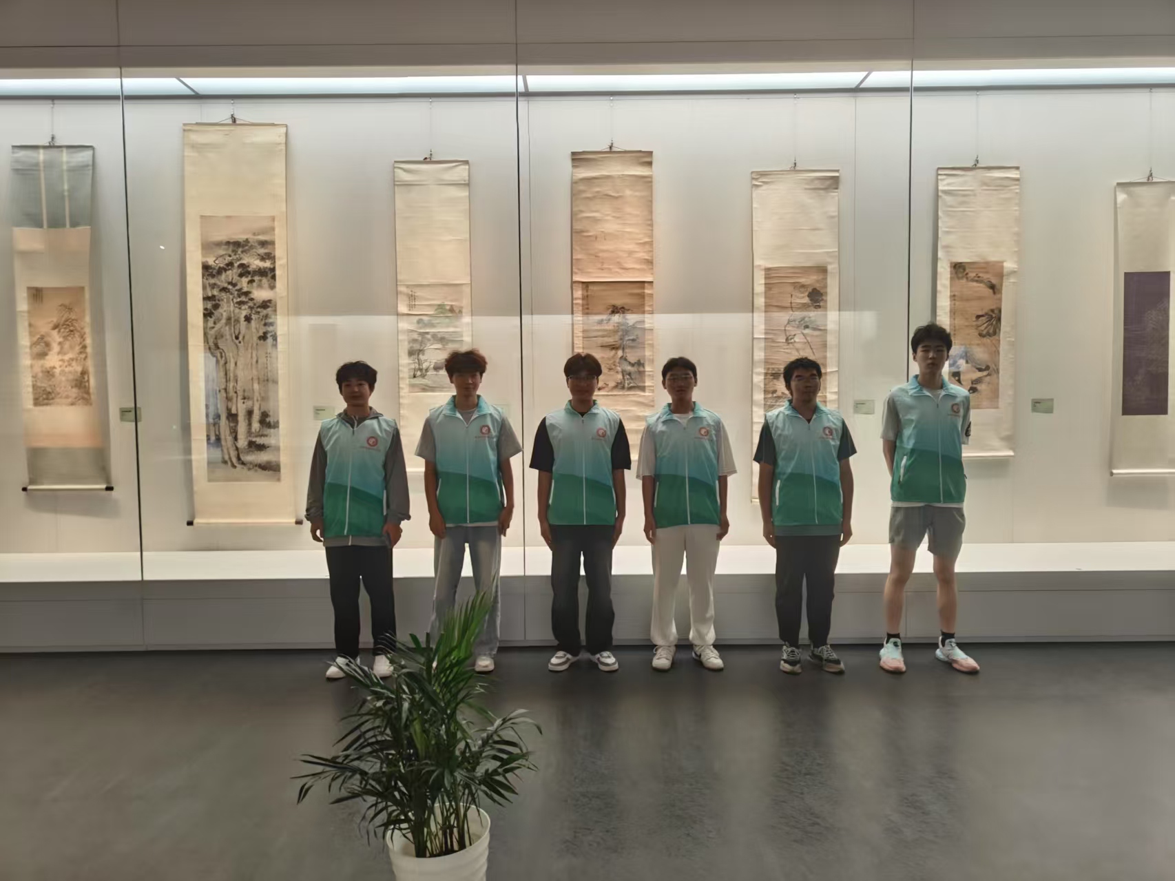 ֪ݚvʷ `F76ݲ^_չv