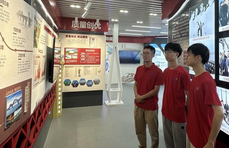 ӺWq׃ͨ;`FFֶ˾_չ͘I헌`