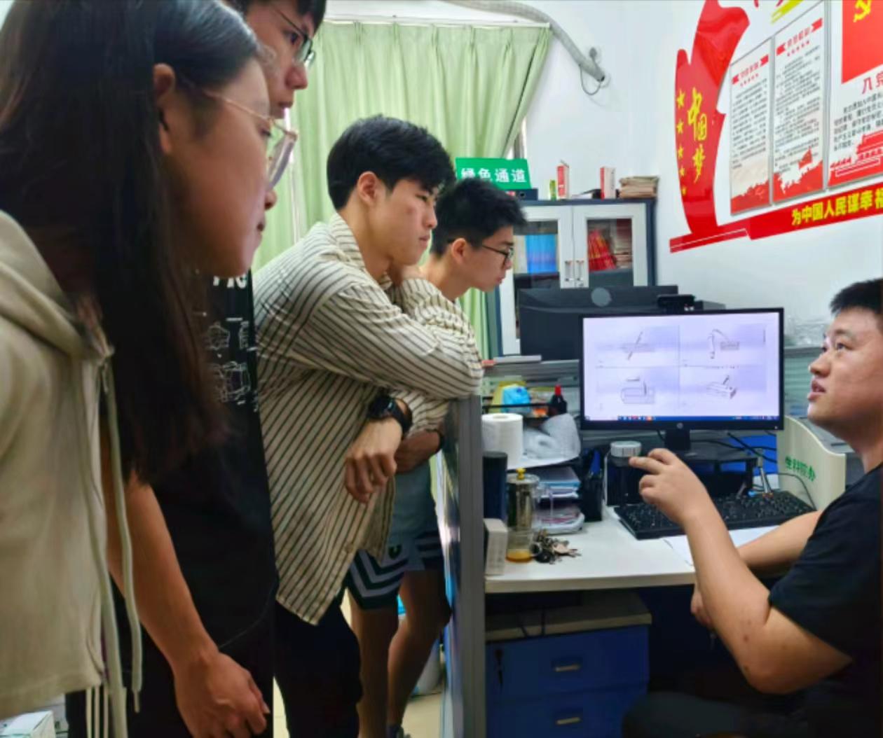 ɽW(xu)OSl(xing)匍`F(tun)ƼdOLδ