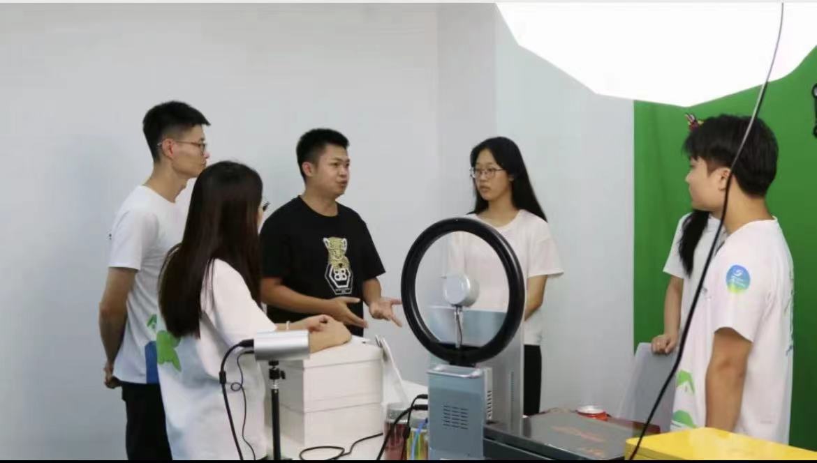 طƬ l(xing)dV|ƼWԺl(xing)(sh)xܮa(chn)I(y)ͻֱƪ