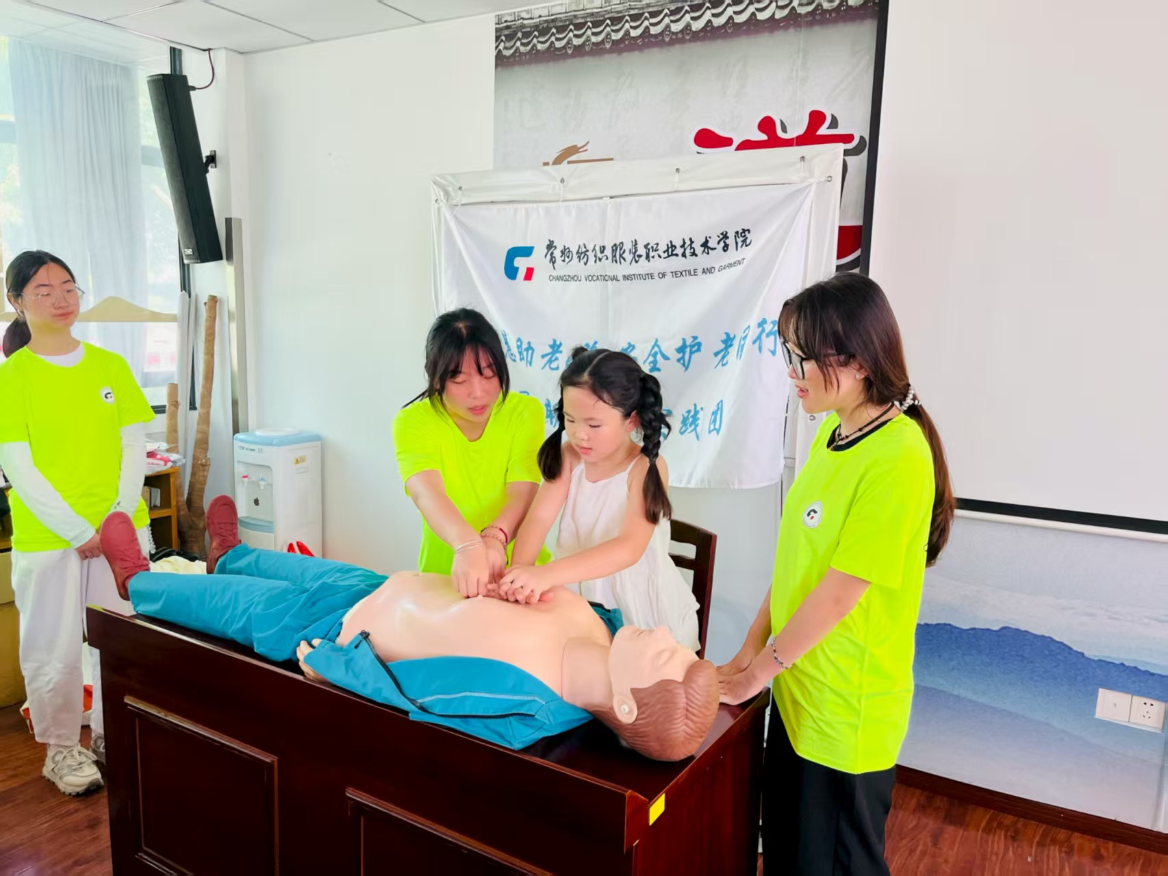 ǻe·ȫoͬСygԮꌍ`FMţ@^_չ`