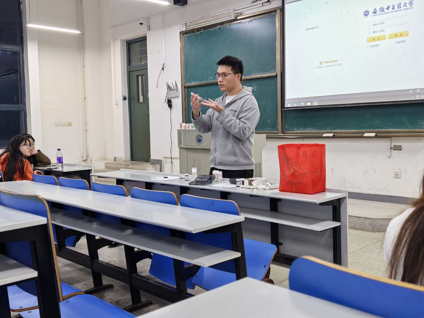 нL(zhng) (sh)`x܏(qing) W(xu)°t(y)W(xu)W(xu)_(ki)չy(c)ѪַӖ(xn)