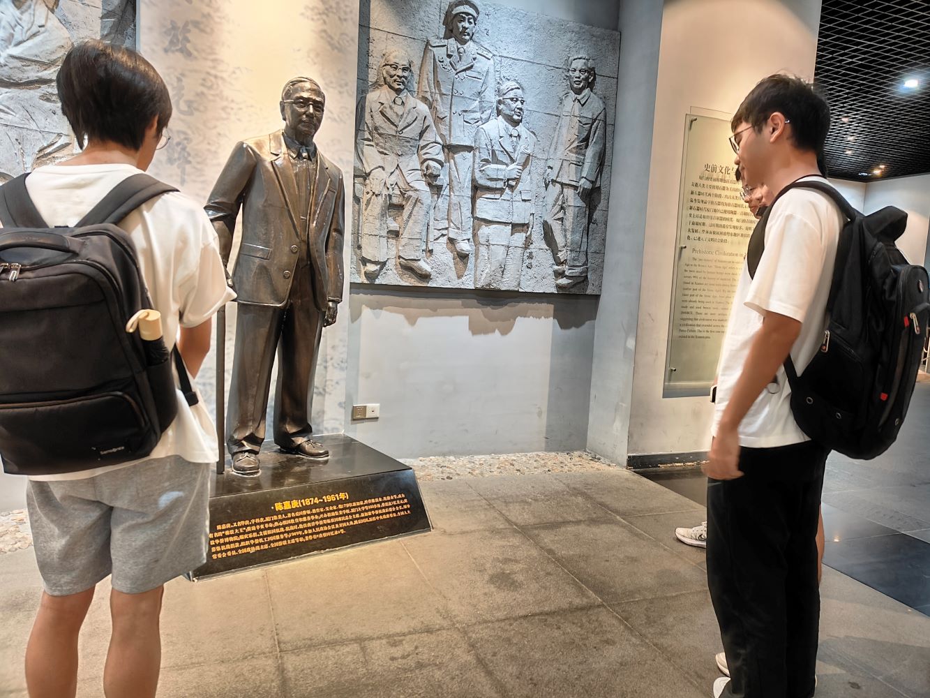 ߼θ· ^Mr·`ڌ`ߡθ·θ