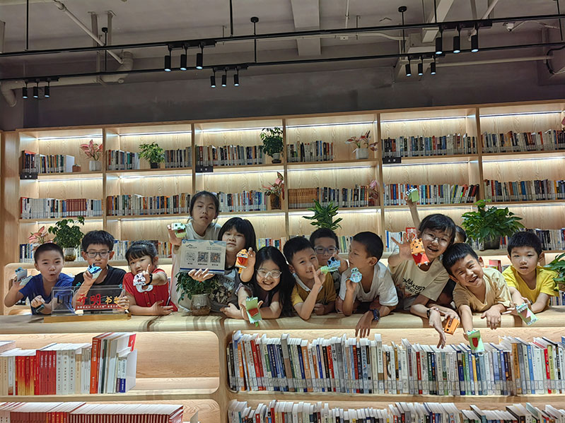 (lin)Сꠔyֹ(chung)Ԫڻӣͯȫl(f)չ