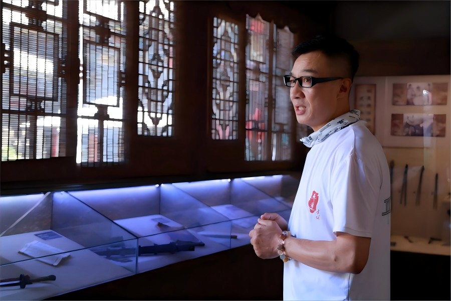 ʰ˼Դ`̽ƽbz匚حűЬcCˇ貂