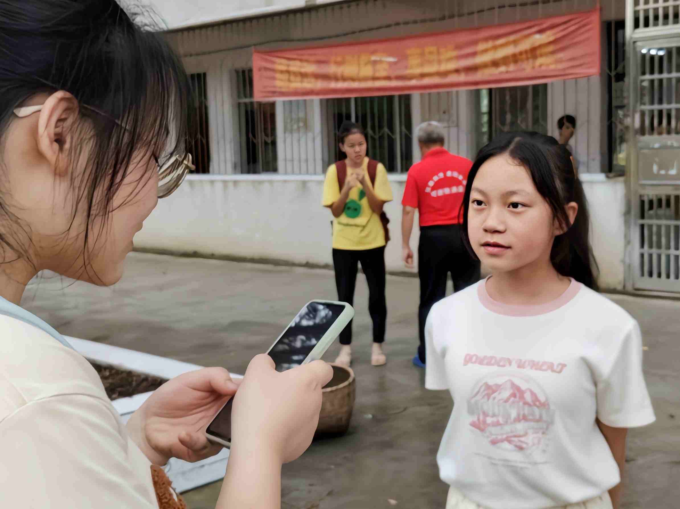 ՝(rn)Z(mng)AϴW(xu)Z顱F(tun)(du)]ͤ(zhn)_չջ(dng)