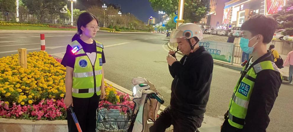 ഺl(xing) (mng)(dng)r(sh)