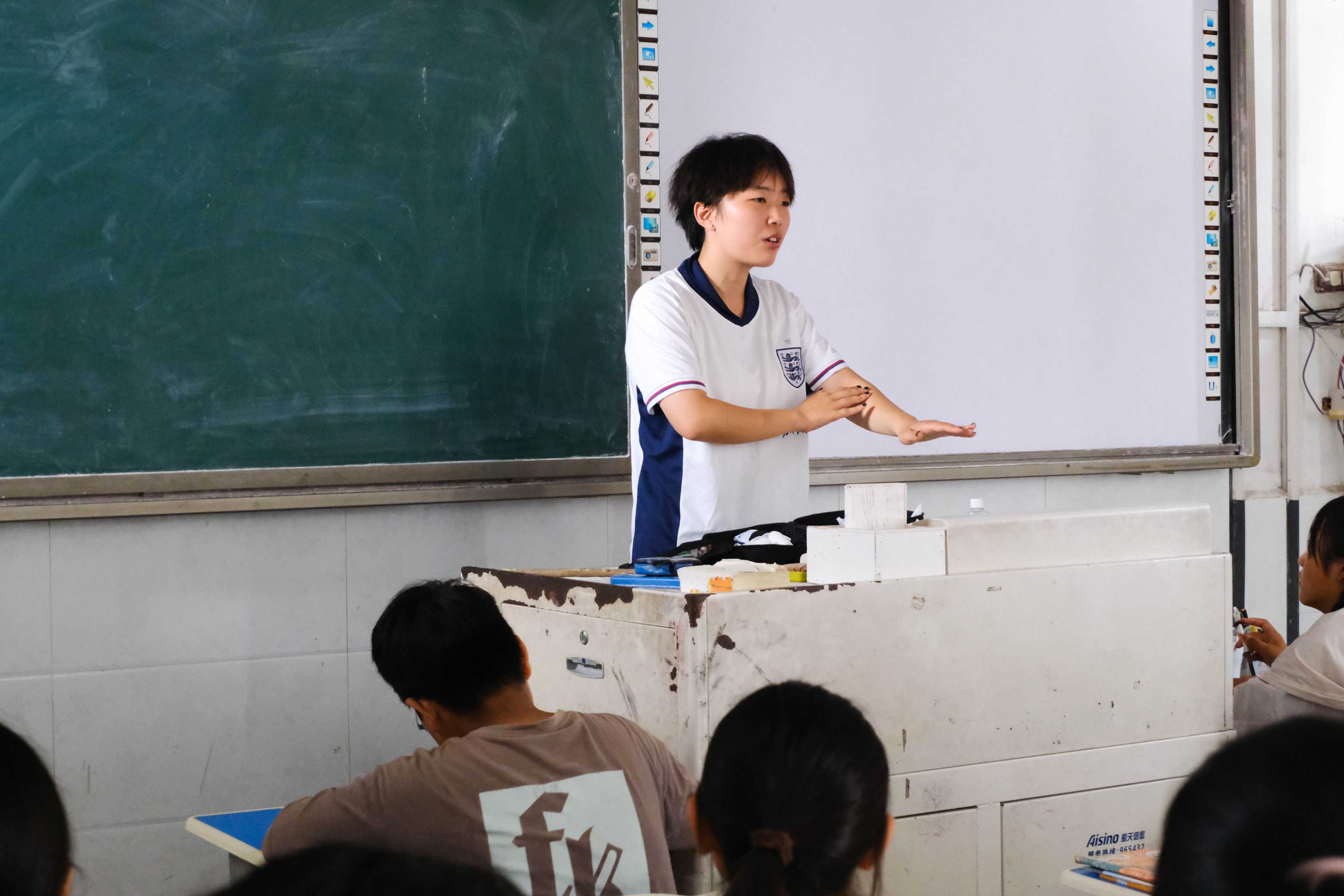 ӺWӡ׷⡱֧̈Fo߅֪R}n