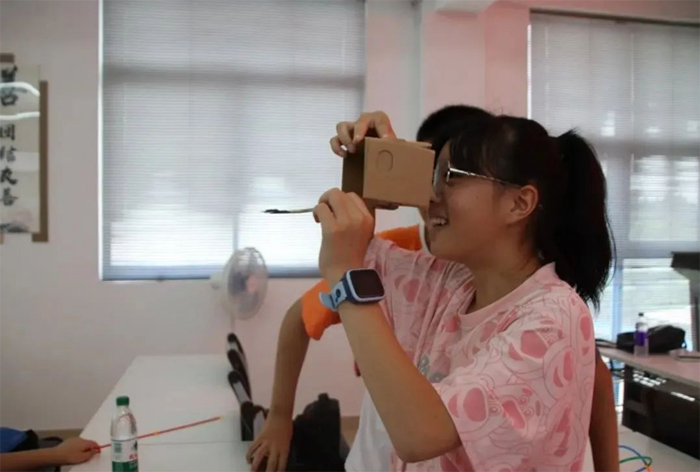 ߲ʼ | ꖹͯӳģy^(q)ȼУ