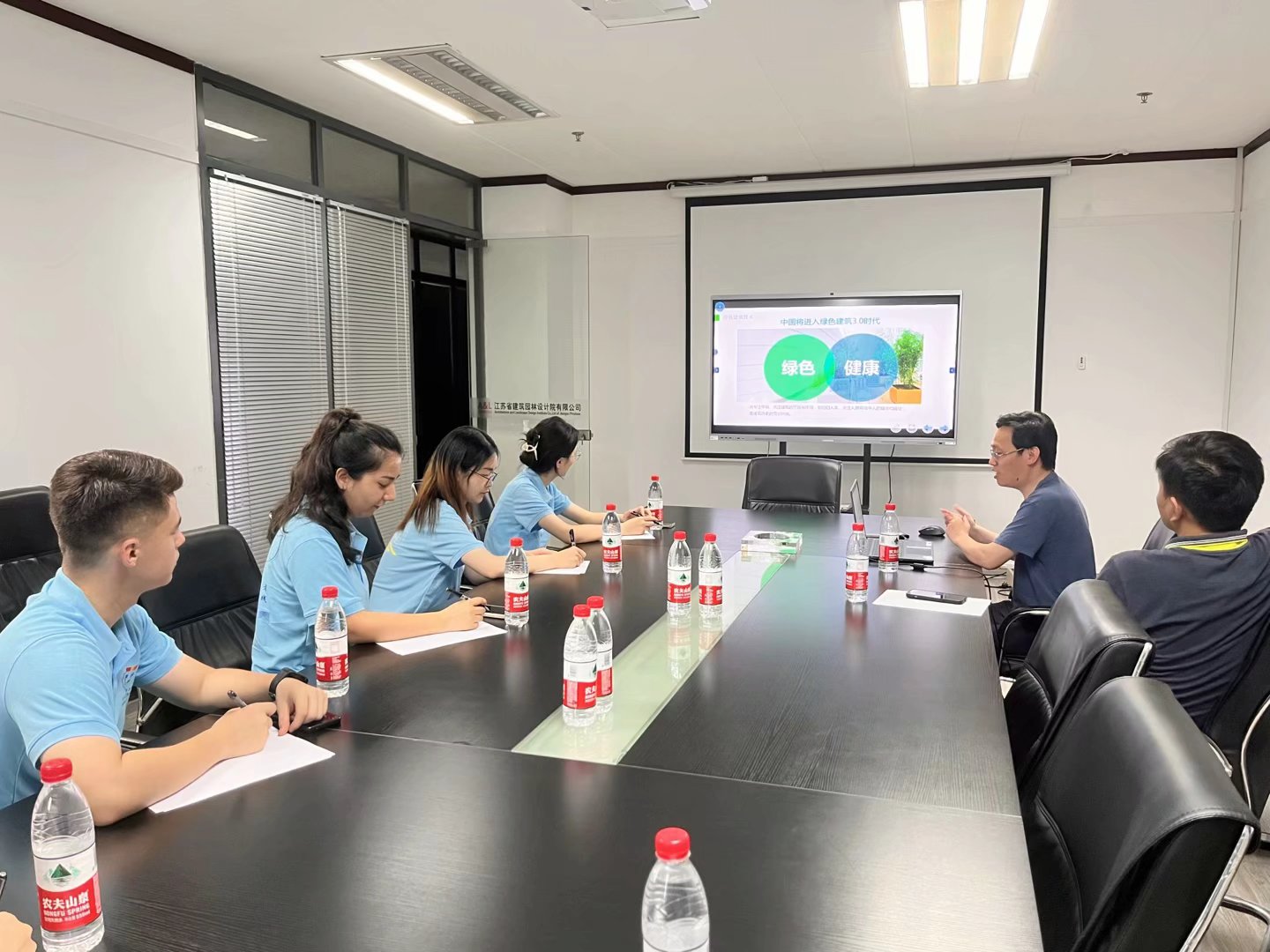 h(hun)֪R(sh)W(xu)á M(jn)KʡƼ޹˾