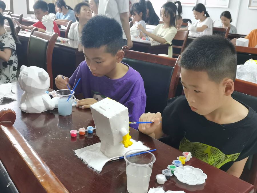 Lͯ棬L̶Wǻ־Ը_չֹ֡n