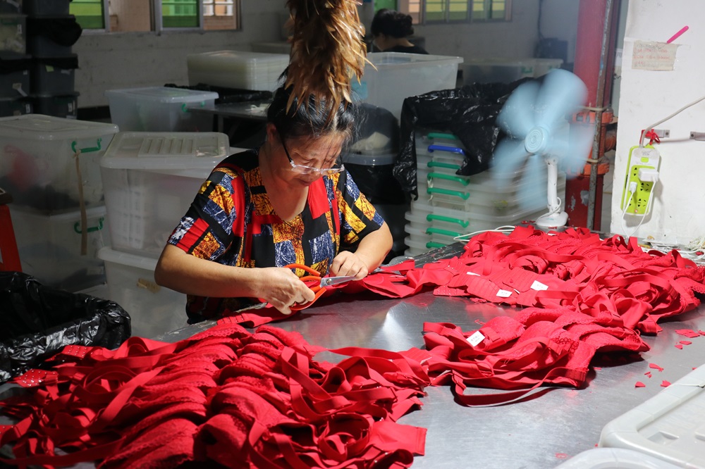 V|ʡZˇg(sh)I(y)W(xu)Ժͻ(du)(ni)a(chn)ھꐵ(ni)®a(chn)I(y)l(f)չă(yu)(sh)