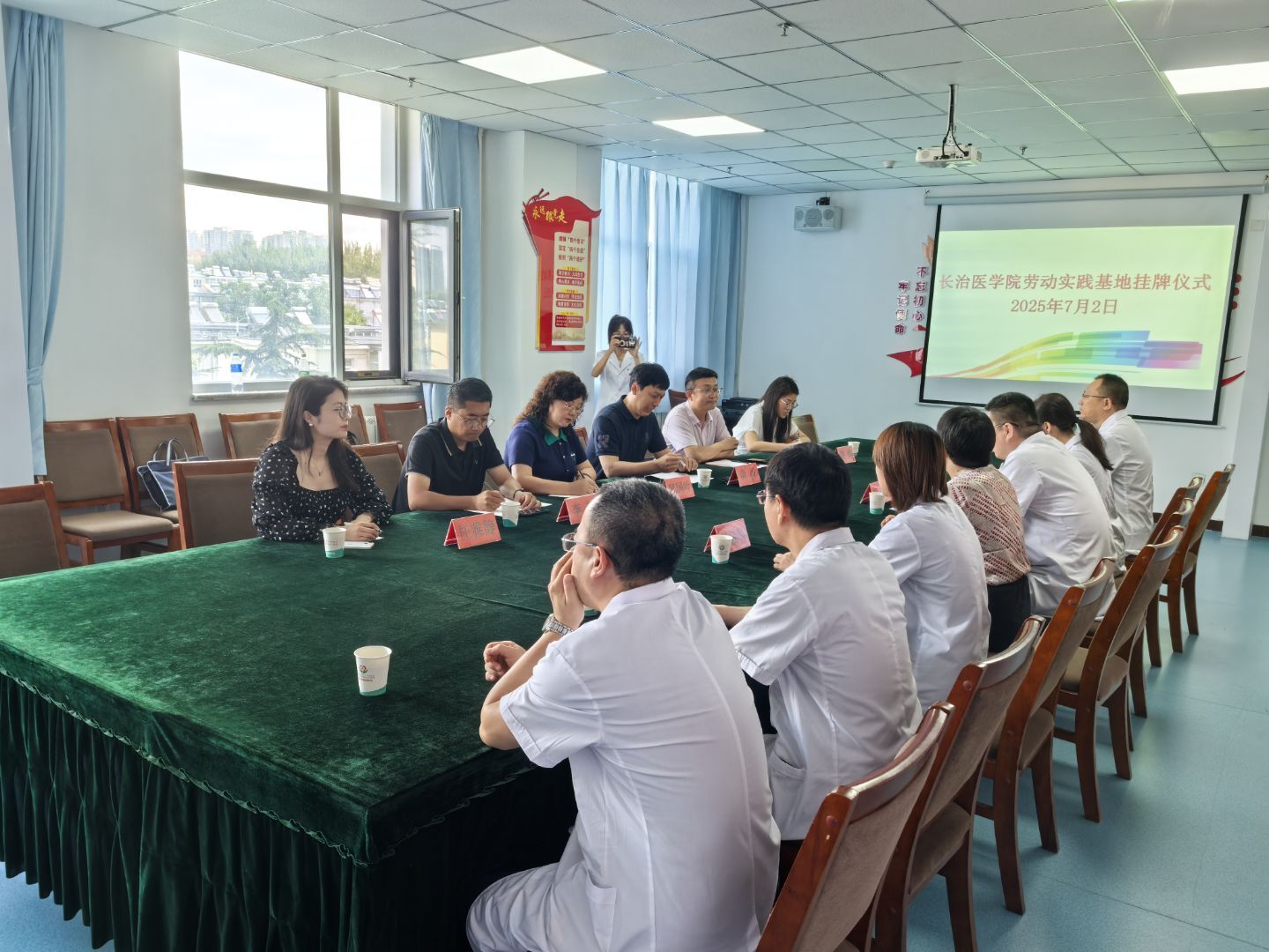  ZL(fng)t(y)ºo(h)t(y)(du)ƴM(jn)ȡƵZǰ