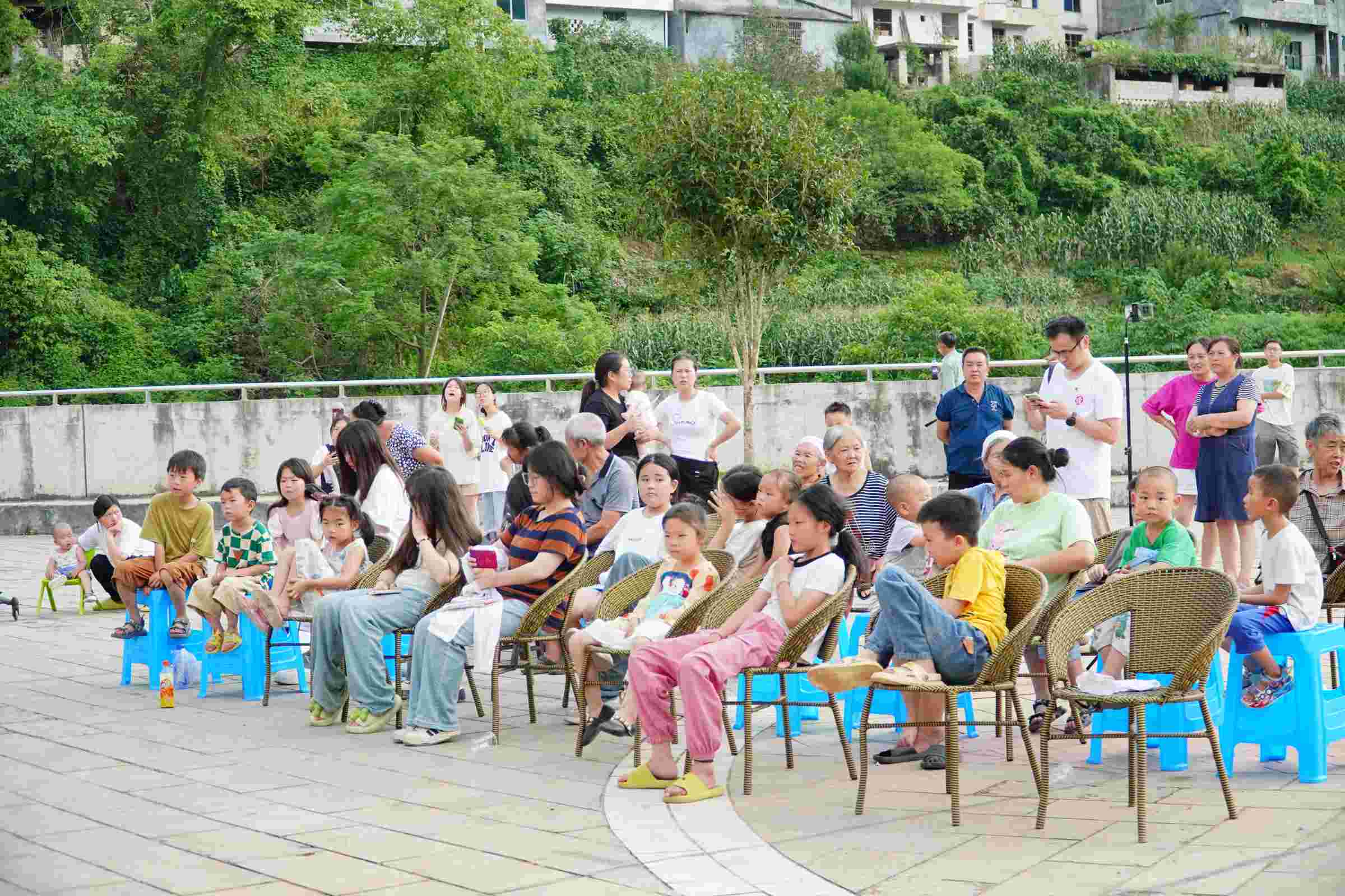 ʢğ(yng)˼âl(xing)dϣ֮·  ؑcW(xu)(rn)־Ը(w)F(tun)(yng)hС(zhn)yֹLl(xing)d貮(hu)