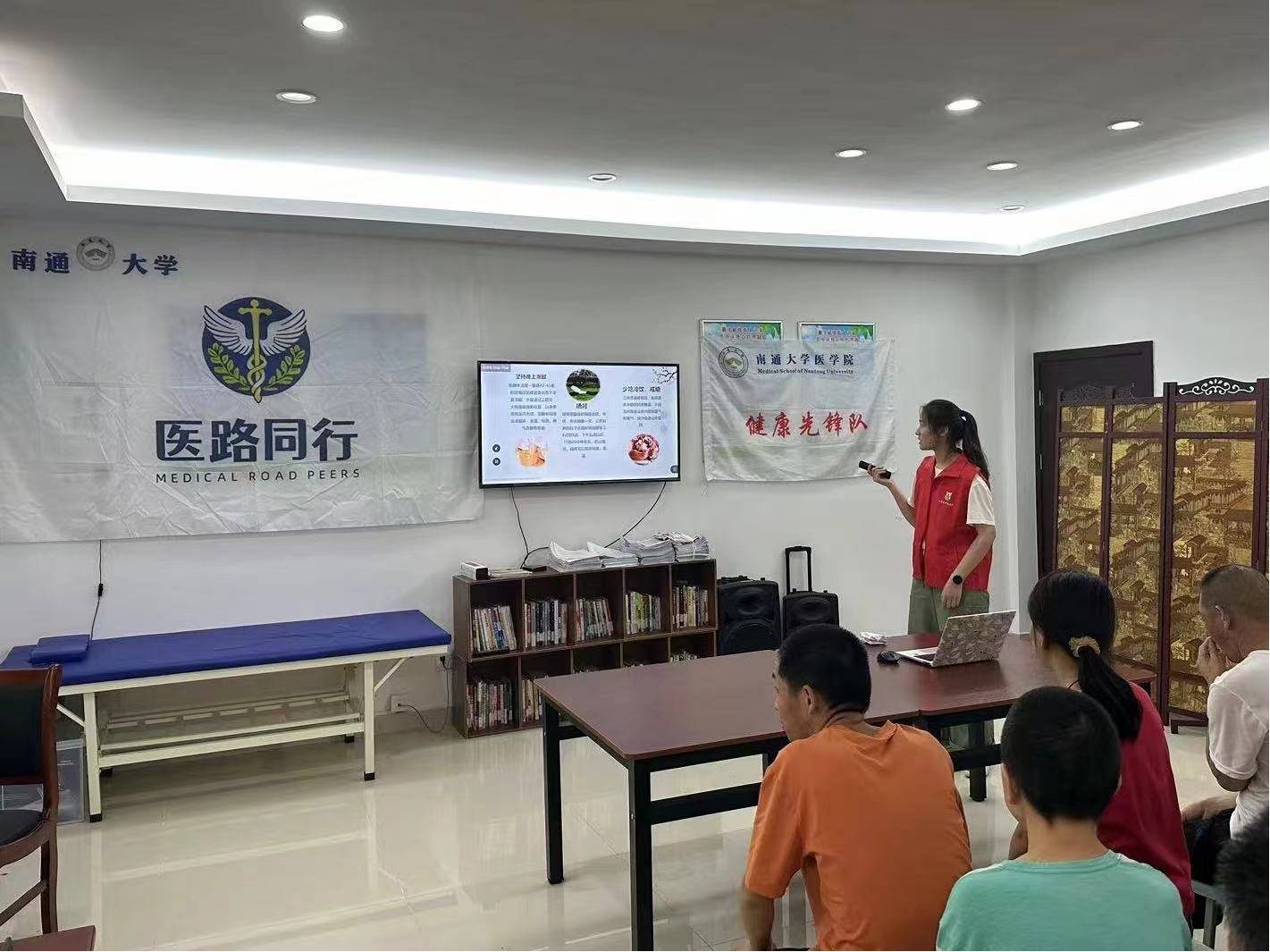 ͬ·ˡF(tun)(du)ǰ֮_չΡ־Ը(w)(dng)