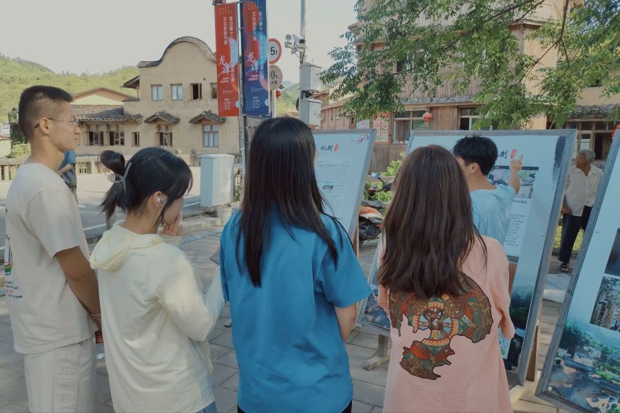 M?zh)̽l(xing)ںµB(ti)a(chn)ƷrֵF(xin)·