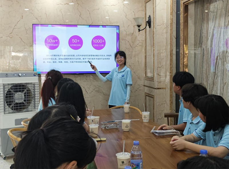 WWԺSlȪнڌ`_չId·l׃չA¡