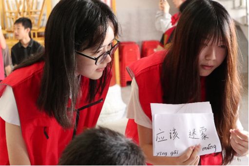 ؔ(ci)(jng)W(xu)(dng)M۶Ռ(sh)`F(tun)׌(gu)ͨZ(y)ڮl(xing)`Ļ