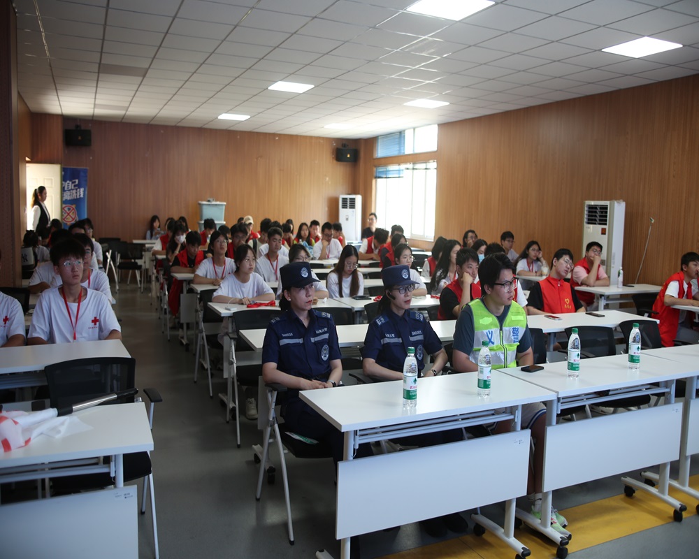 ഺ֮FR(sh)棬p(sh)`F(tun)yɽxУ@p