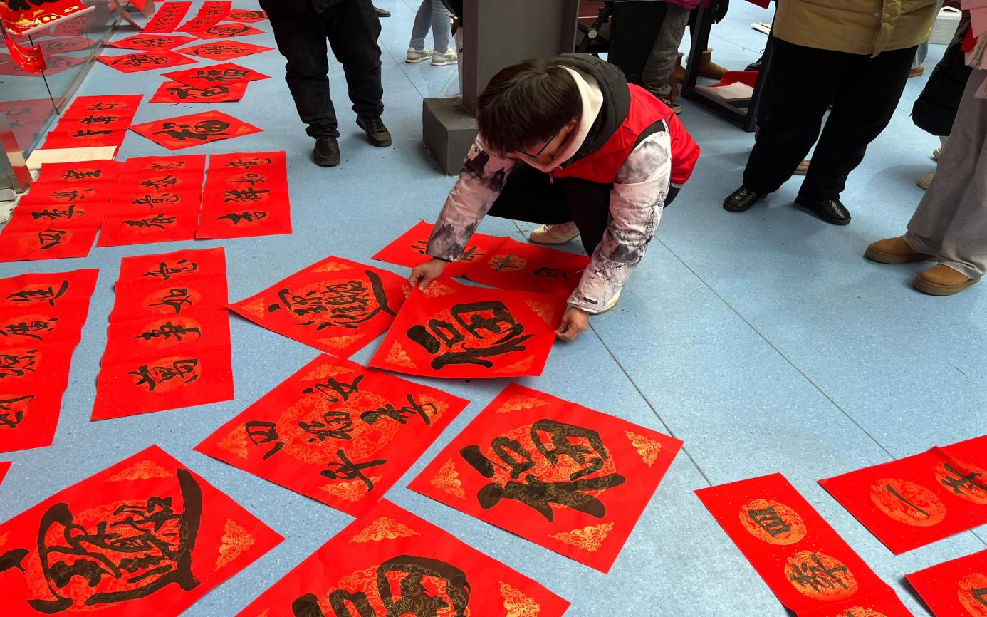 (hu)(sh)`F(tun)(du)Ӱ||ؚwů