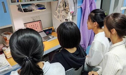 W̎WԺ2022СWİF֧_չ}