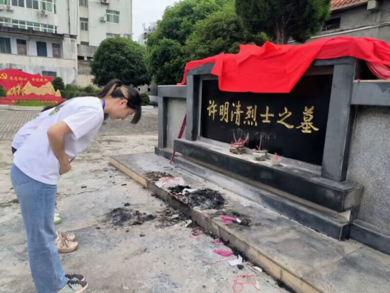 ̽ԣr(nng)(sh)`F(tun)мtɫ򣬕(sh)(xi)Aഺ