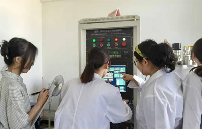 mݽͨWʮČá𱭡ِ~ĿFL