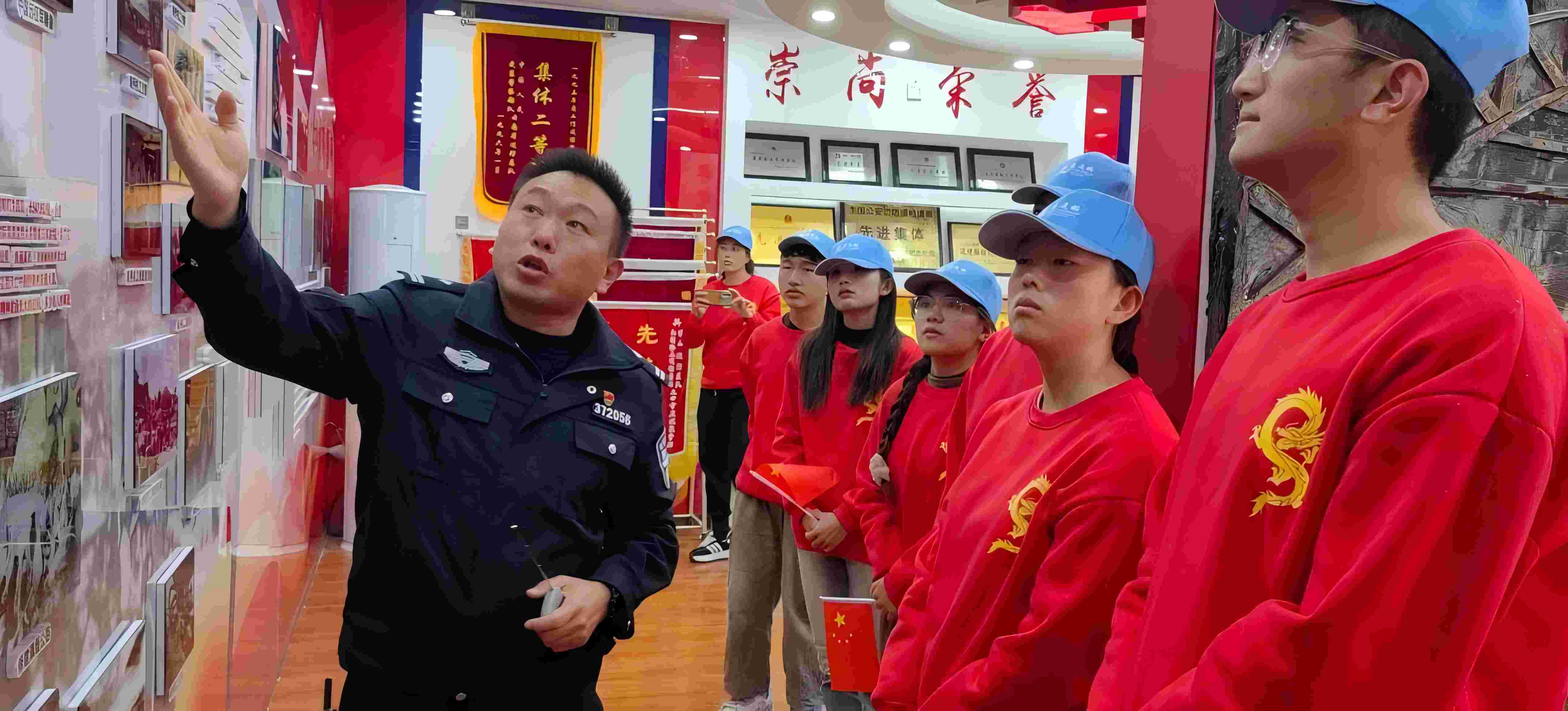 tɫĂTꡪУWӄ(chung)мtɫĻ֮