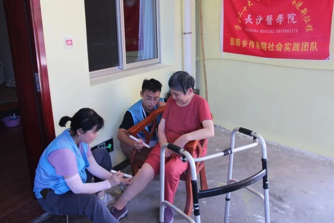 L(zhng)ɳt(y)W(xu)Ժt(y)}l(xing)(hu)(sh)`F(tun)(du)M(jn)ʯ_չ־Ը(w)(dng)