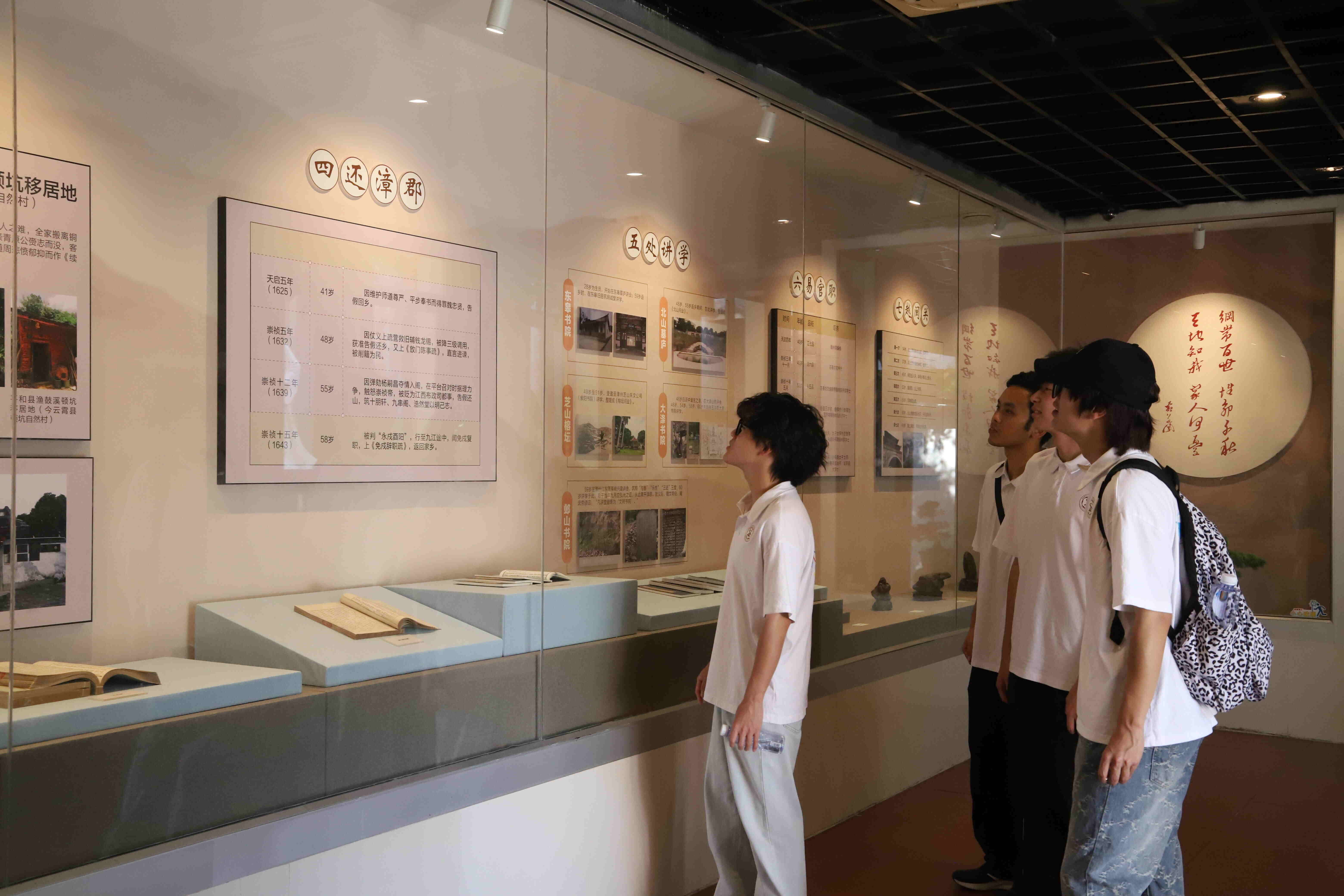 }ώWWӸ|ɽ|uй ഺdm}