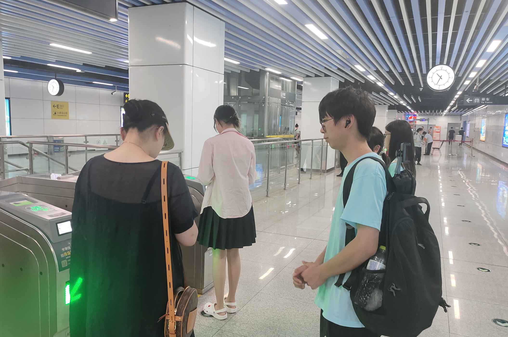 uƼWuСѲY{飬СΌ`FELFΌ`L