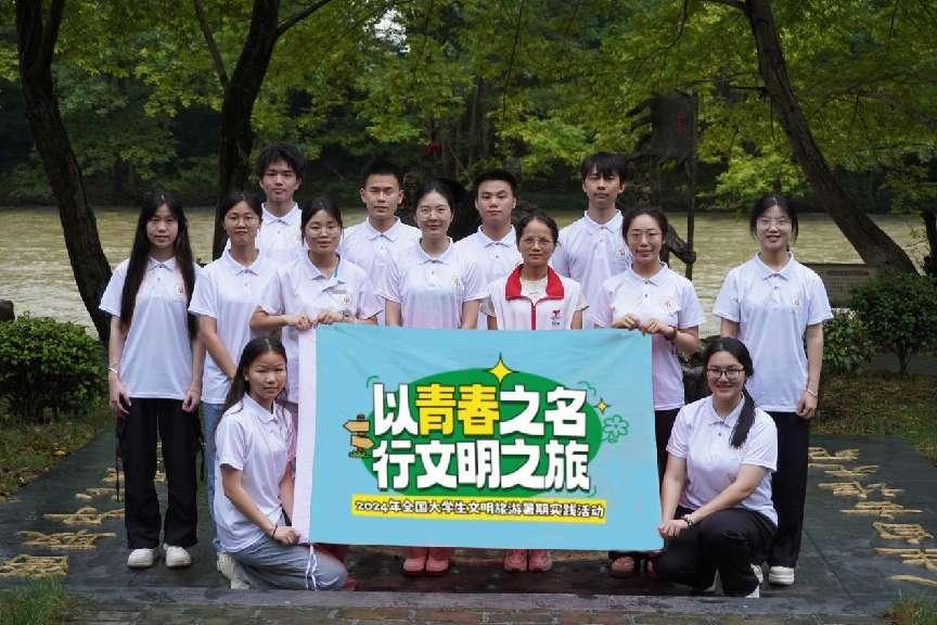 ഺЇʽFͦߓϲügWԺWԺ_չഺ֮;֮áСʹ}v