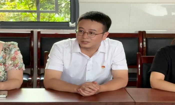 l· Ӱ䁾d;  ״WclҎWԺ ϵr `꠸ƱPlӈAMչ