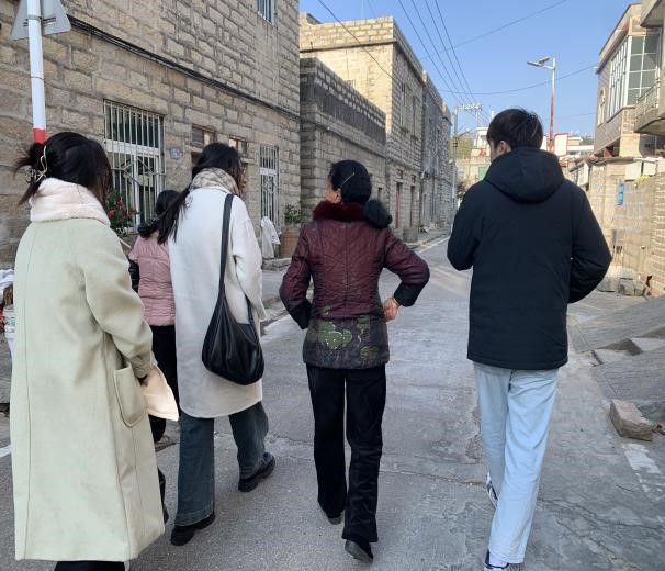 實踐隊采訪上攀村村民