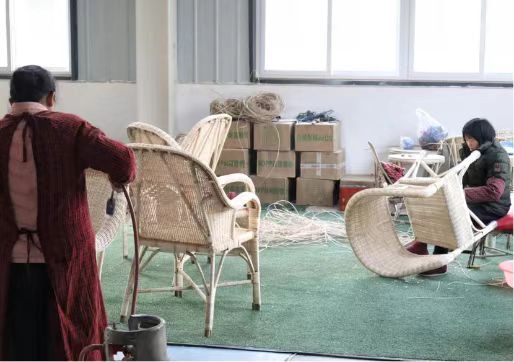 ؔW(xu)ӷl(xing):hУ{(dio)лӻ