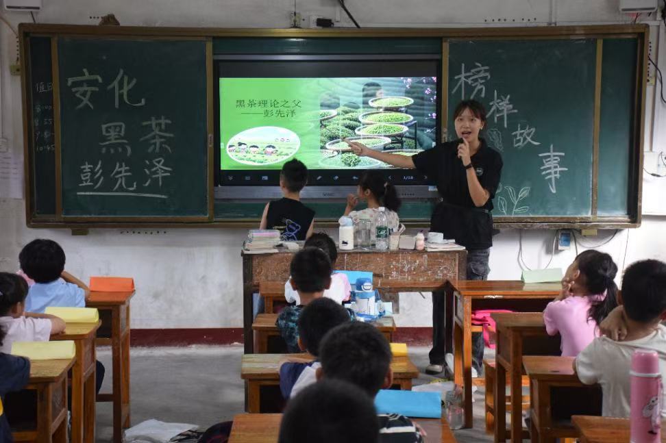 Դl(xing)Ӹ} ֲWӼ҇ѡ`F_չڲ֮ȝɰӽn