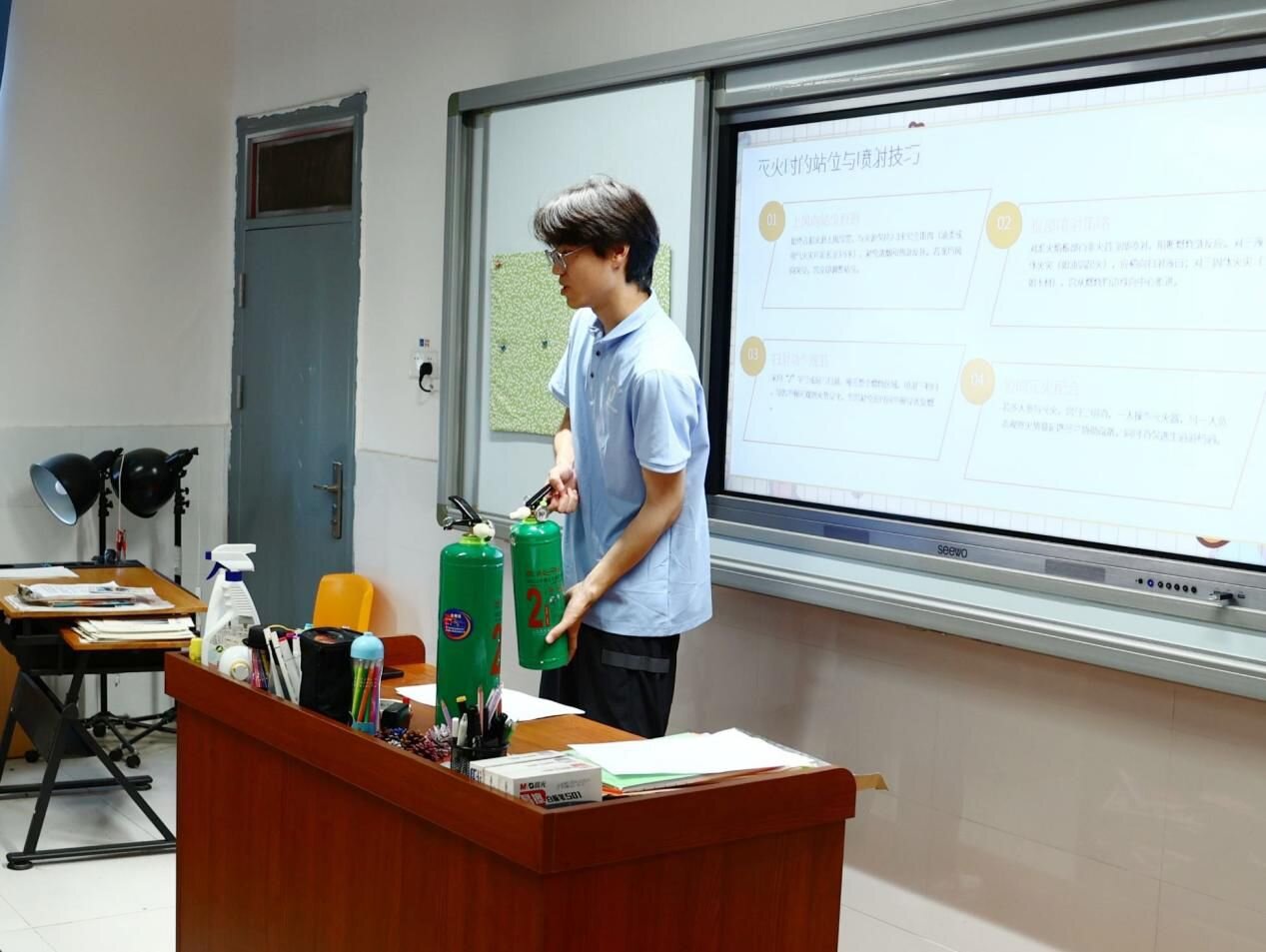 ഺoн𣬰ȫһ·ͯСW{̷֧